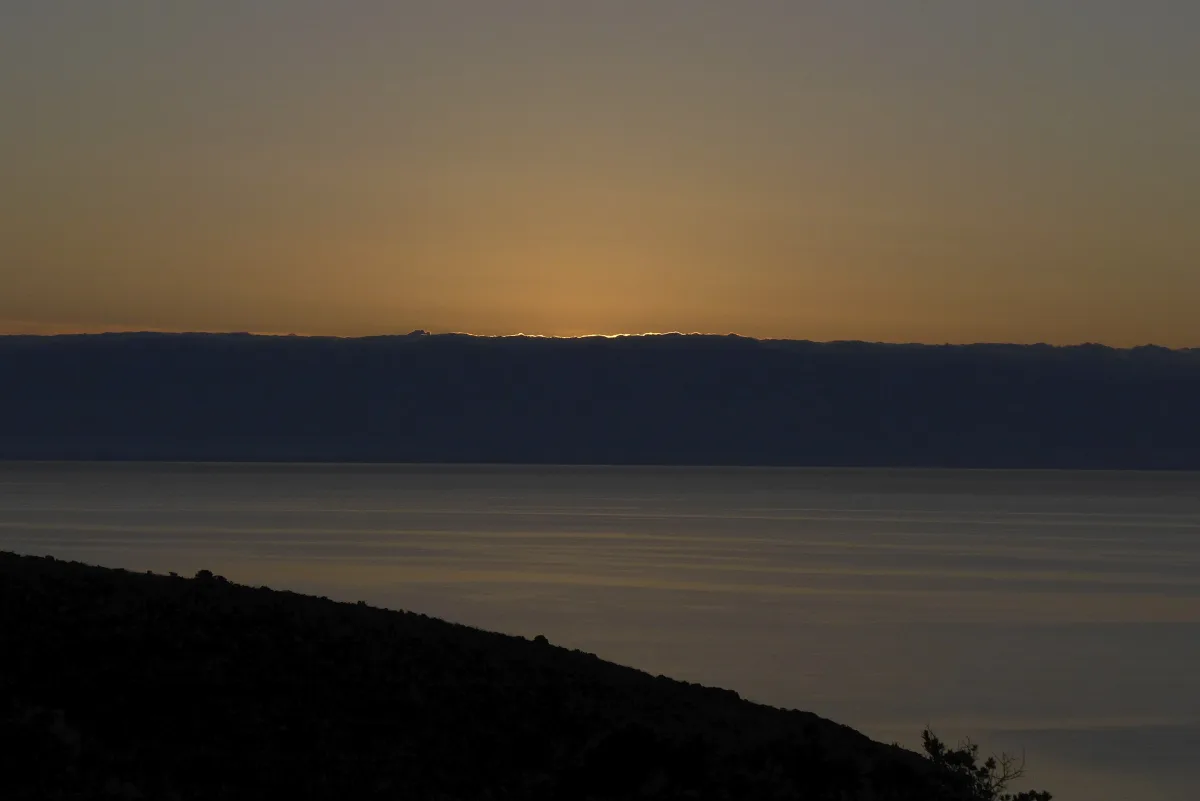 Sonnenaufgang von Ilovic aus gesehen. Foto: Christian Berger