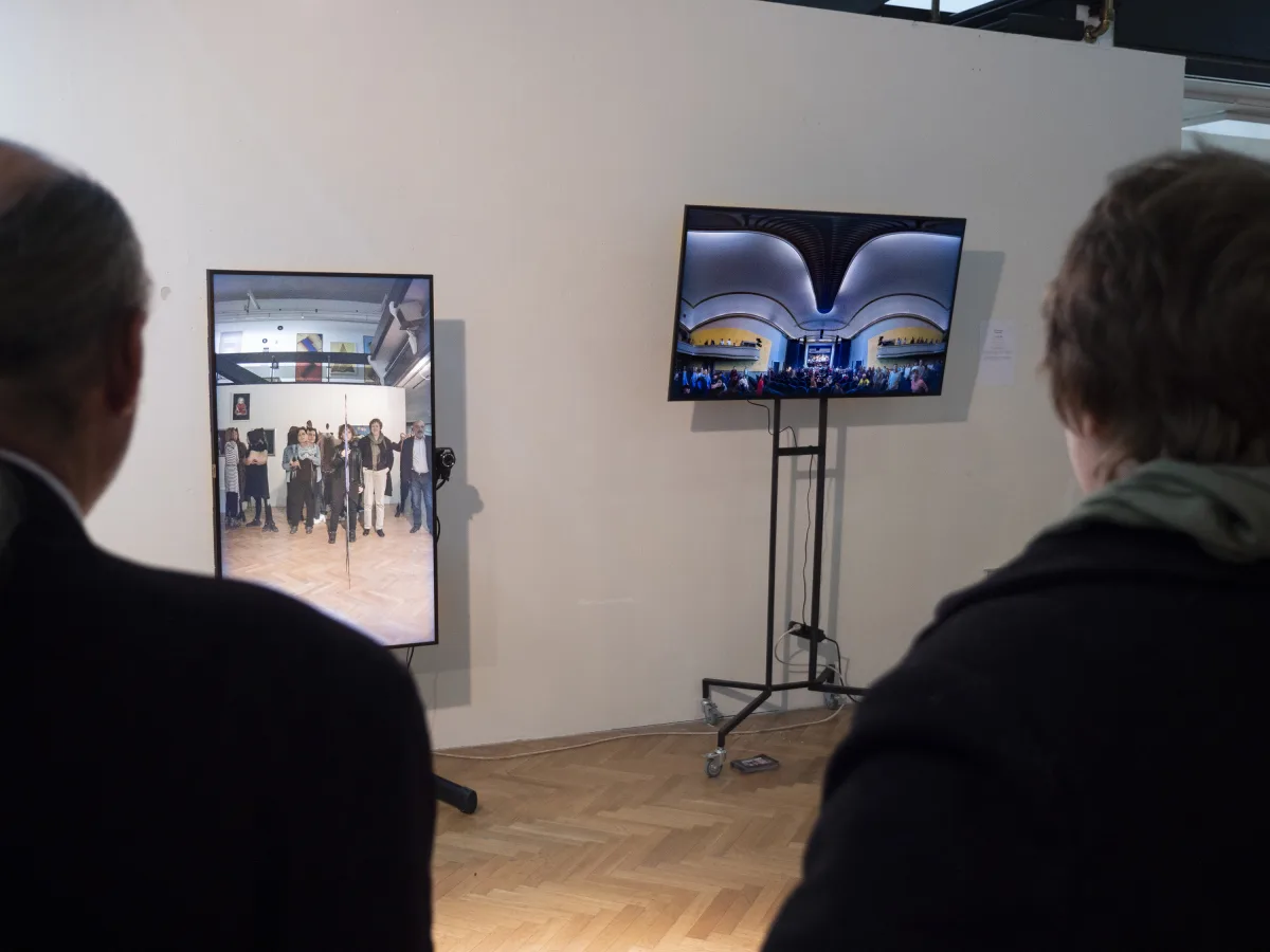 The “tx-mirror” by Martin Reinhart and Virgil Widrich is shown at “The Triennial of Expanded Media, Multimedia Art, and