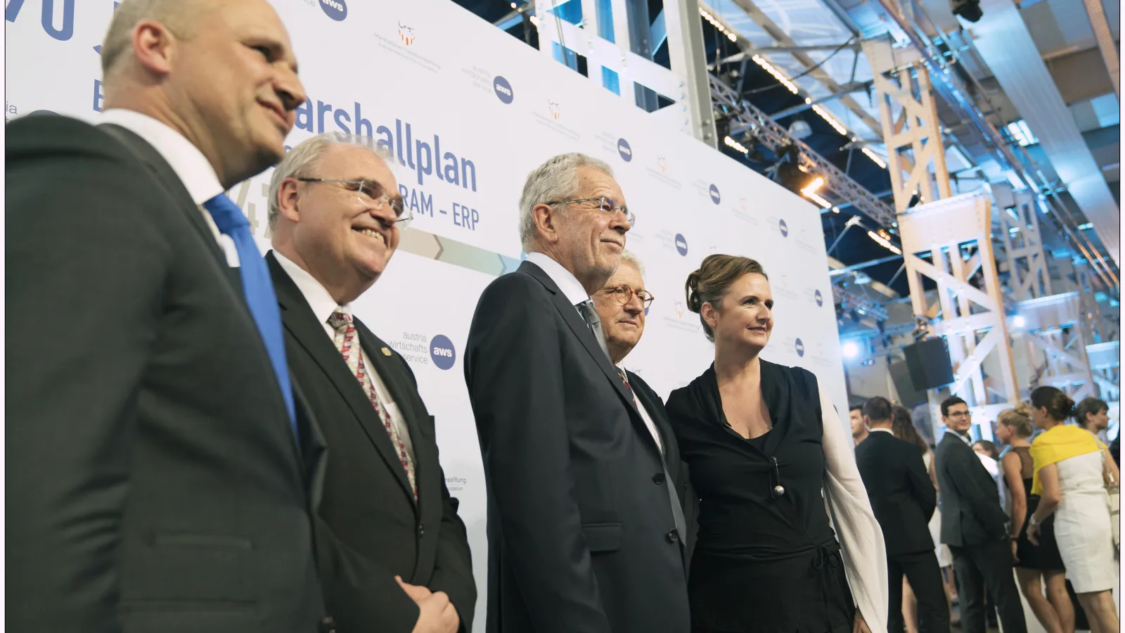 “70 Years of the Marshall Plan” on 21.6.2017: Bernhard Sagmeister (aws), Vize-Chancellor Wolfgang Brandstetter, Austrian President Alexander Van der Bellen, Wolfgang Petritsch (Austrian Marshall Plan Foundation), Edeltraud Stiftinger (aws). Photo: Lukas Beck