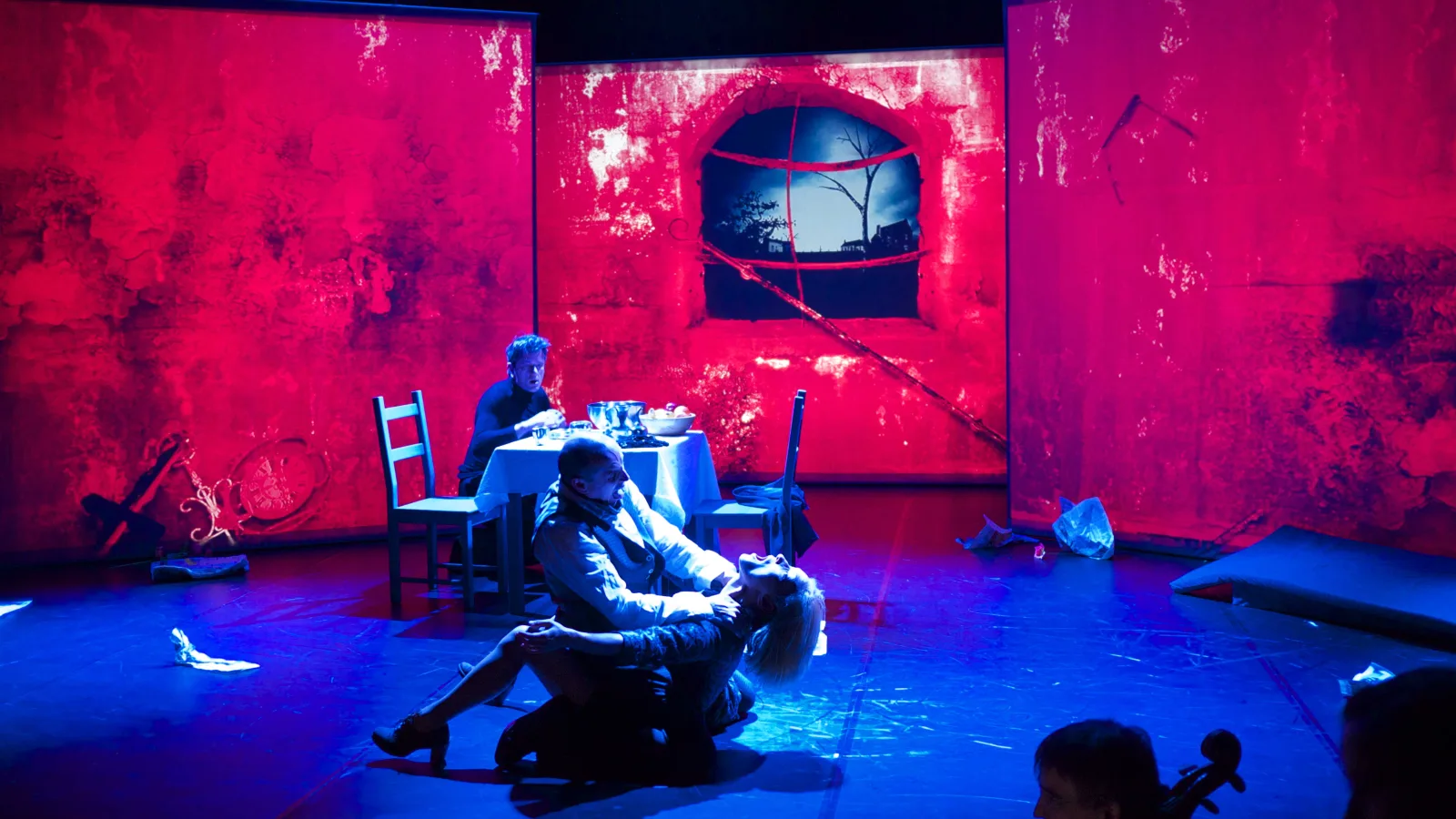 Production photo “Black Cat/New Angels”, 2012