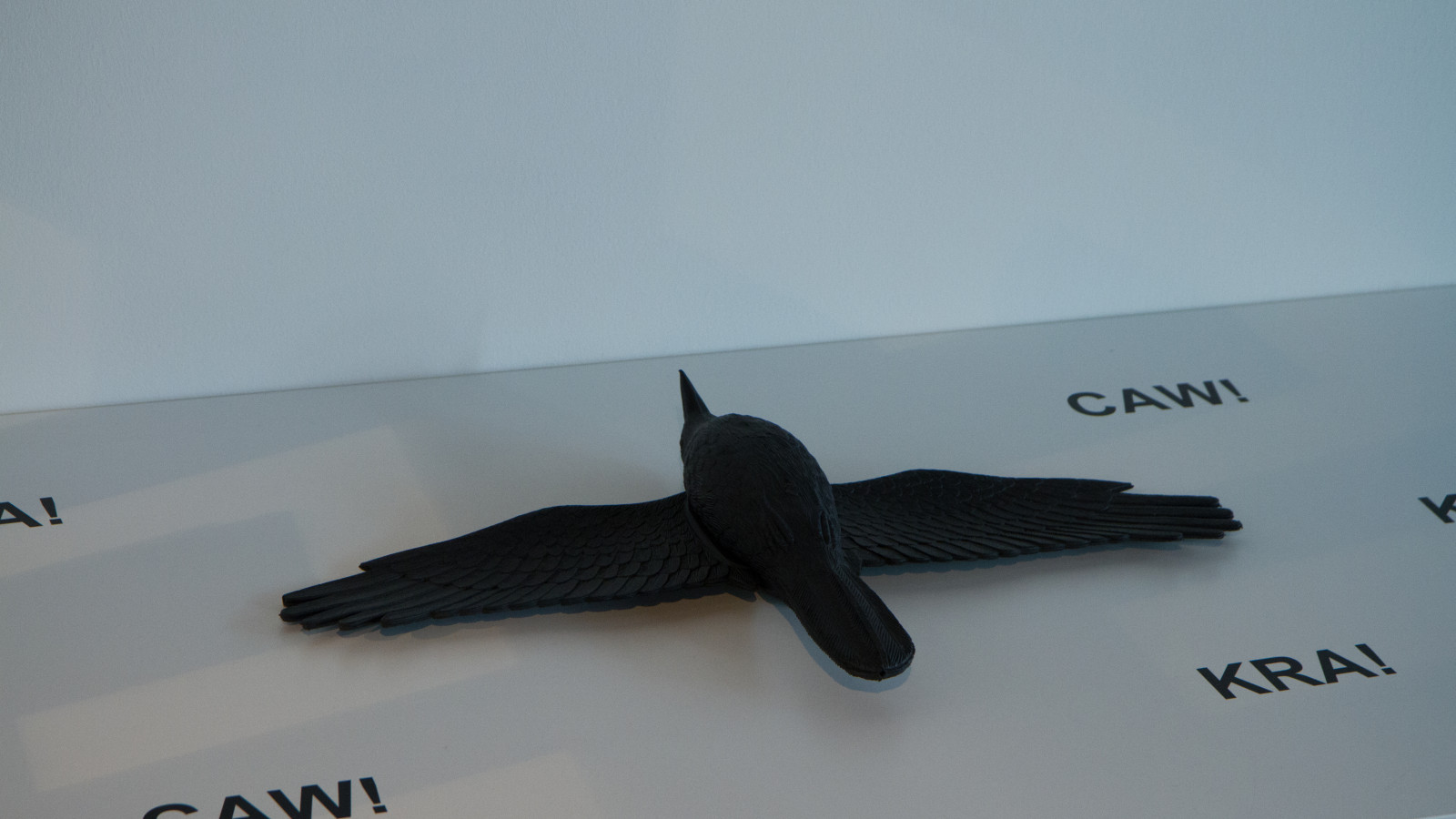 „[dis]placement – Information through Sound“, Barbara Macek: „Crows’ Death Talks“, 2016. Foto: Nemanja Popadic