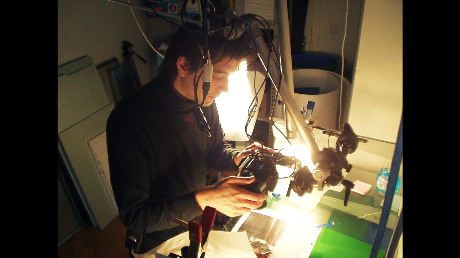 Virgil Widrich am Tricktisch von „Fast Film“, 2003