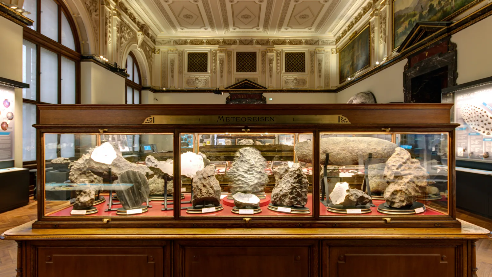 Meteorite Gallery at the Museum of Natural History Vienna, photo: checkpointmedia