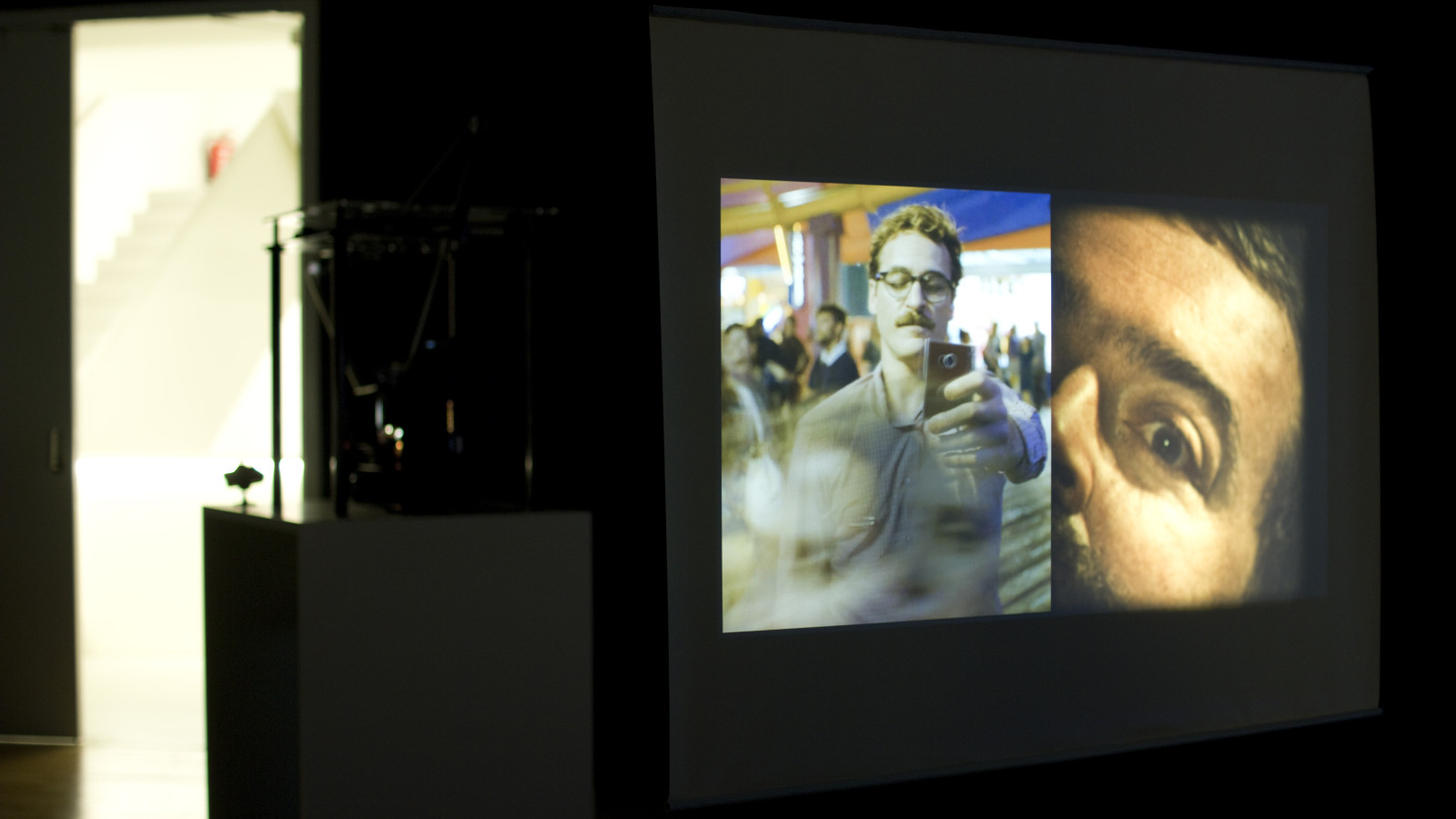 Installation “Side by Side” at METRO Kinokulturhaus Vienna, 2017, photo: Virgil Widrich