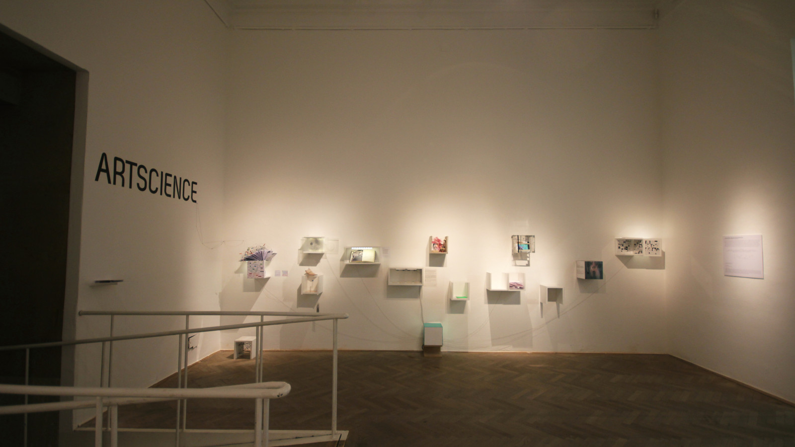 „Essence12“, Gemeinschaftsarbeit: „Here and There. Experiences from On-Site Research“