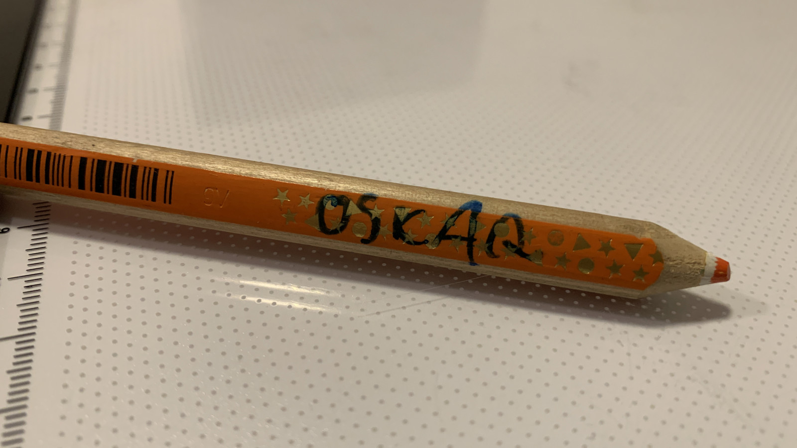 Oskars Stift, mit dem er im Sommer 2020 Bilder für „Es ist genau genug Zeit“ gezeichnet hat.