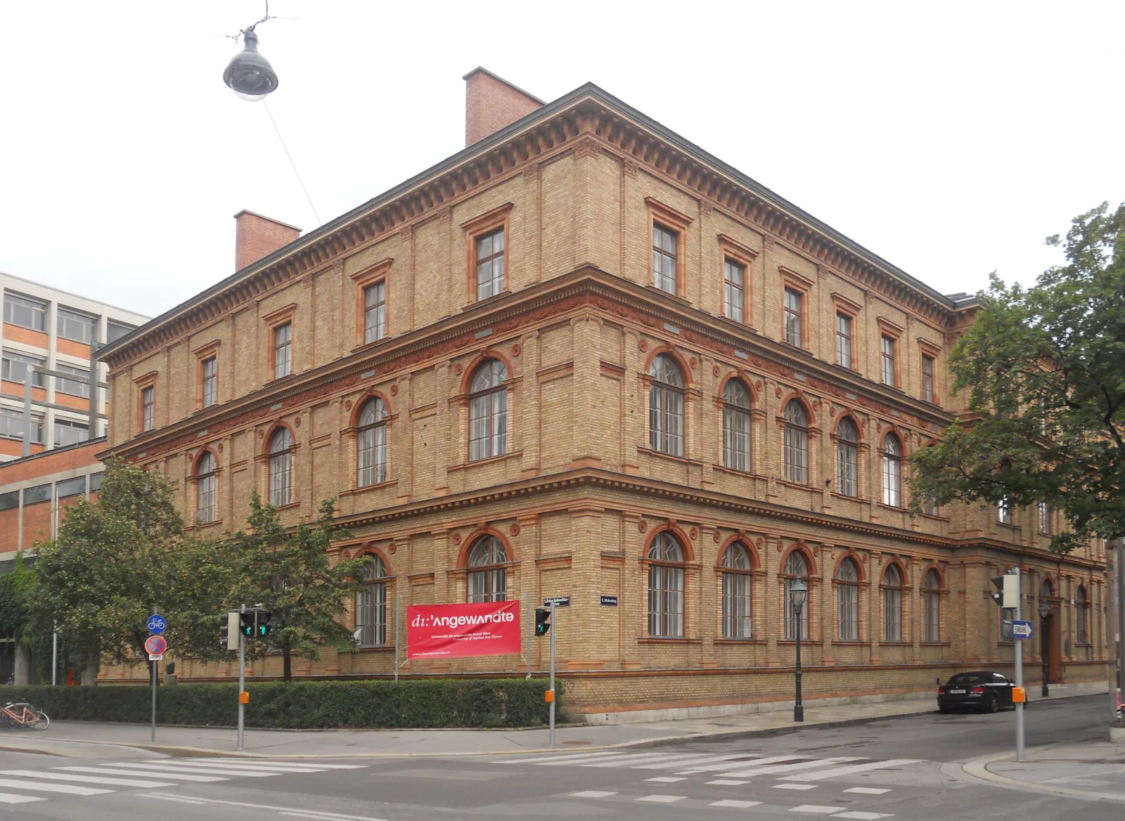 University of Applied Arts Vienna, Stubenring 3. Photo: Maclemo/Wikipedia, 2011